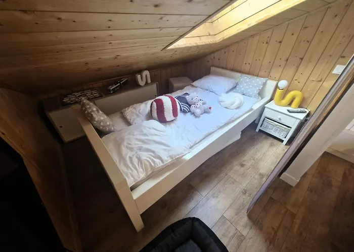 Villa Village Merlin - Avec Mezzanine Pour 5 Personnes - Port Mae-7804 *