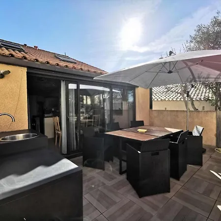 Villa Village Merlin - Avec Mezzanine Pour 5 Personnes - Port Mae-7804 *